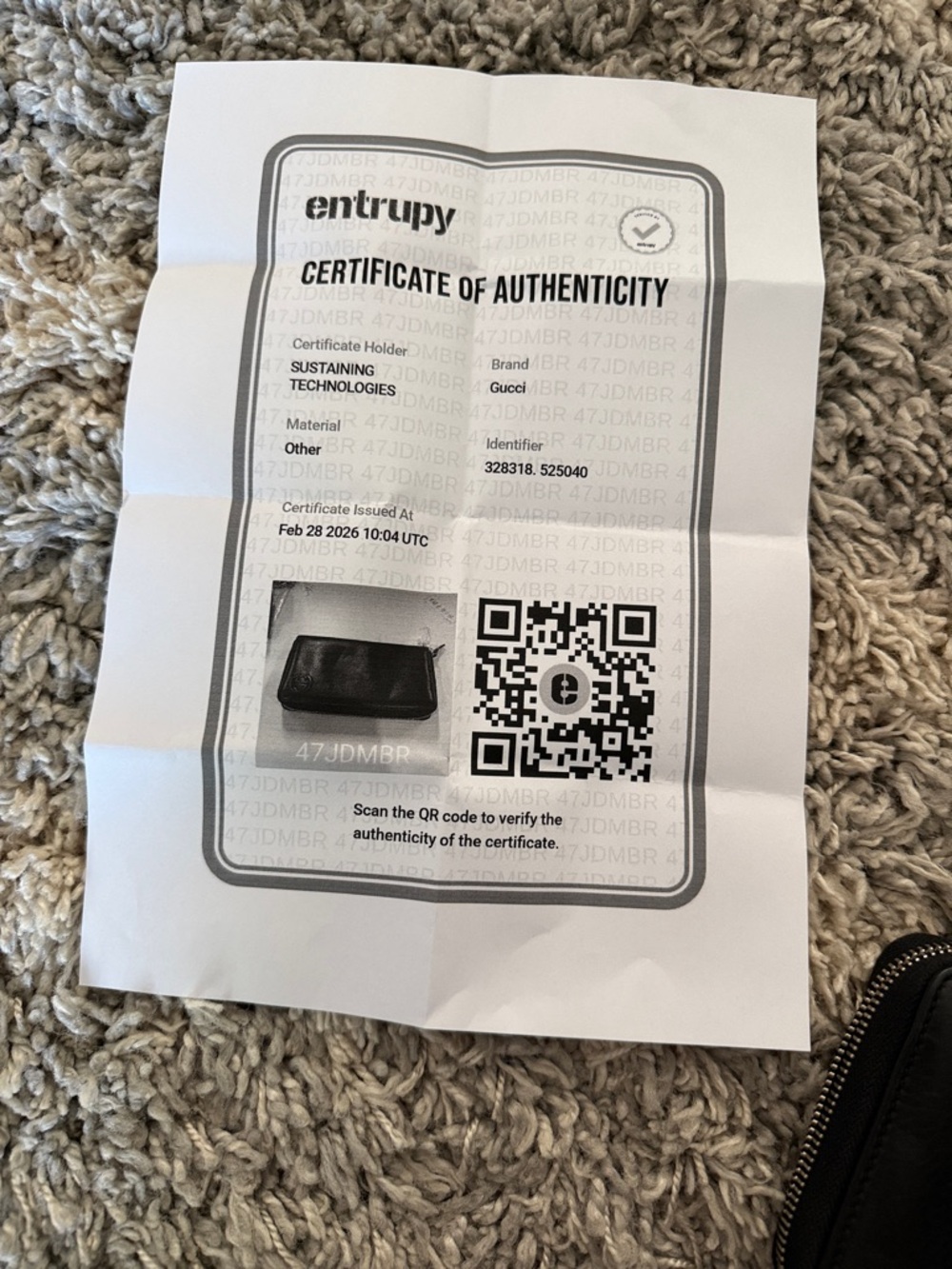 Gucci Black Leather Zip-Around Wallet - Picture 8 of 8